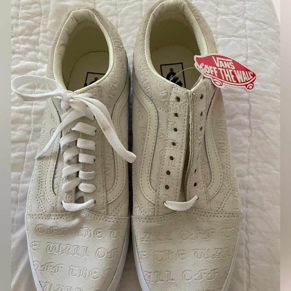 Vans. Off the Wall. Brand new. Size 9.5 Mens